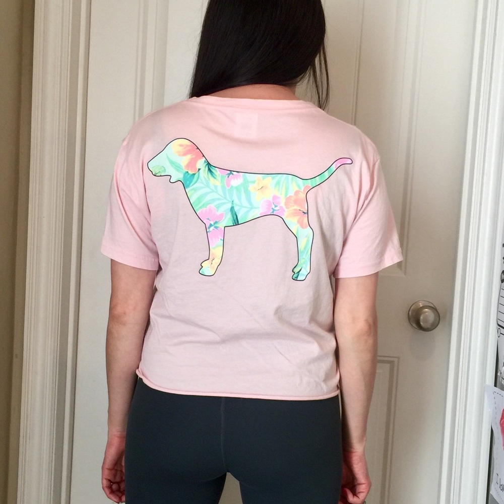 Victoria’s Secret light pink graphic cropped tee M